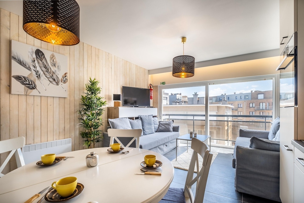 Sunny Stay for Four in Koksijde