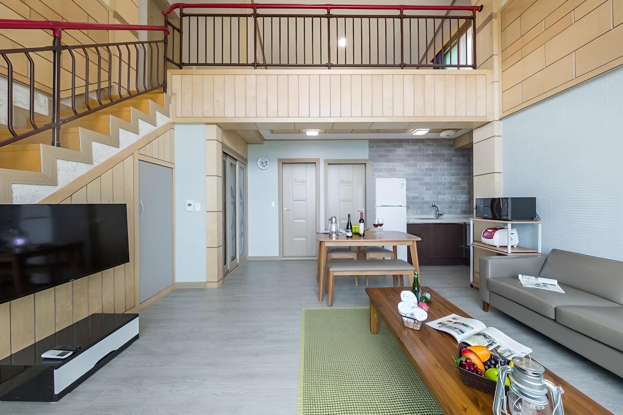 Yeosu Ailia Pension