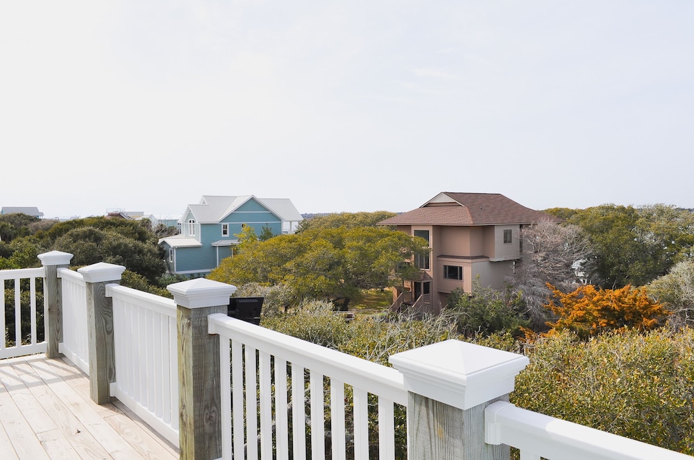 Sea Sound Blessing by Topsail Realty
