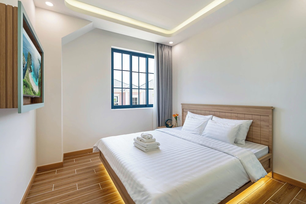 SURI VILLA