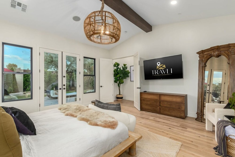 Stonewood Luxe Estate 5 Showers Heated Pool GYM