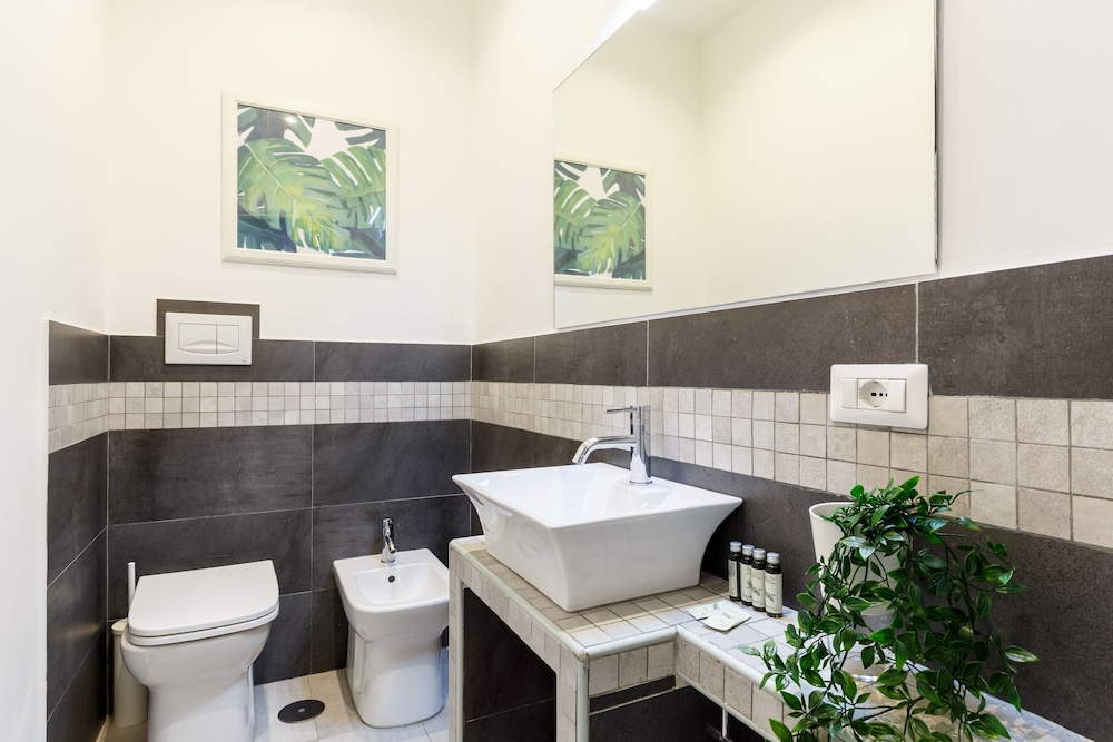 Aeterna Suites Collection