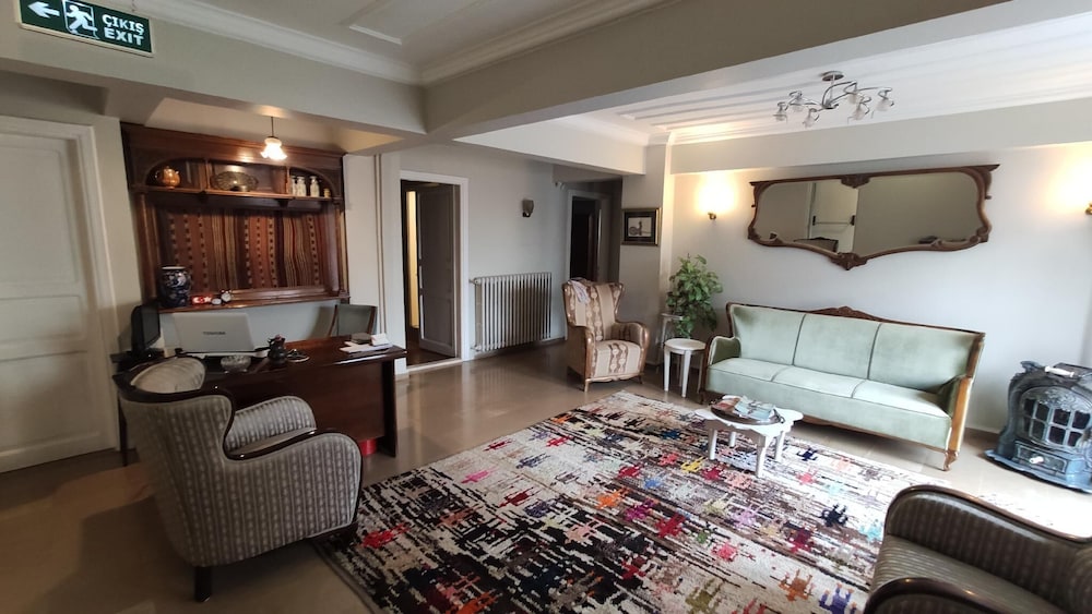 Hotel Turkoman becomes Turkoman Otel. - Image 49