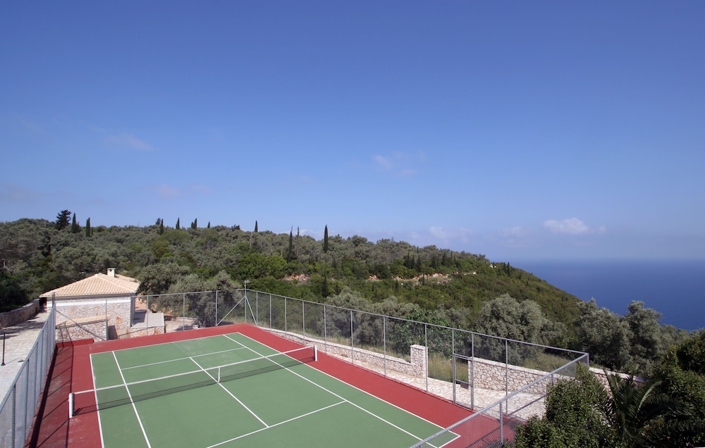 Mira Resort