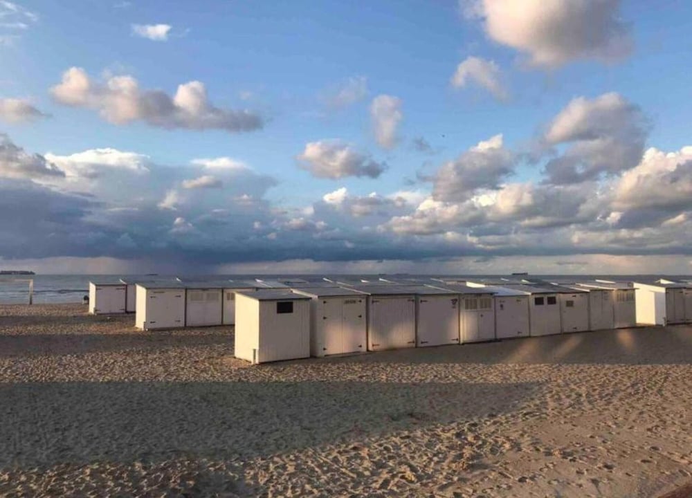 Apartment Knokke-heist With Sea View