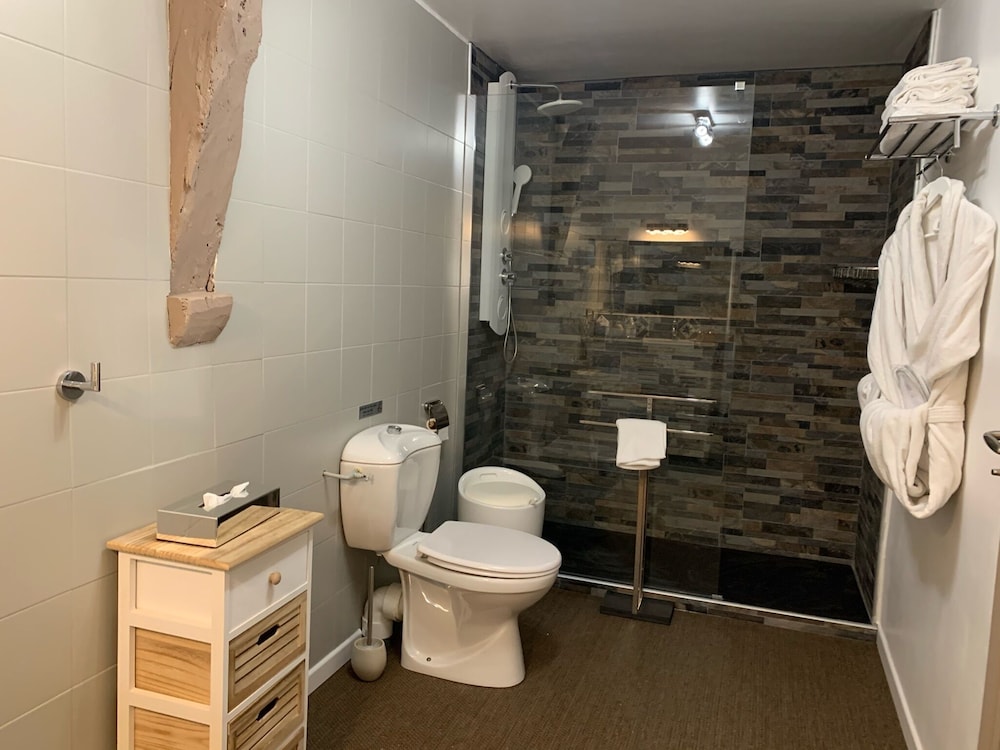 Le Noyer Residence - Property Image 28