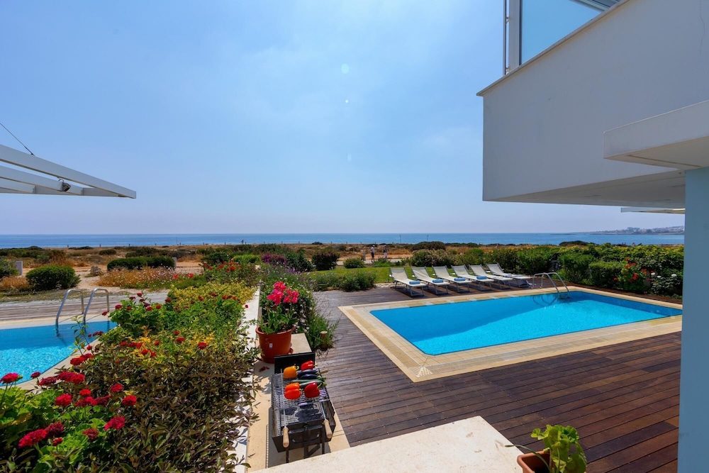 Protaras Seafront Villa Alia