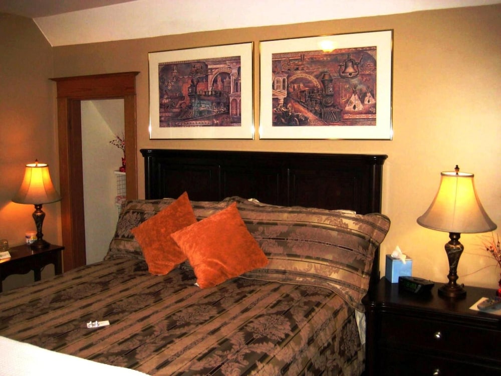Phoenix House B&B