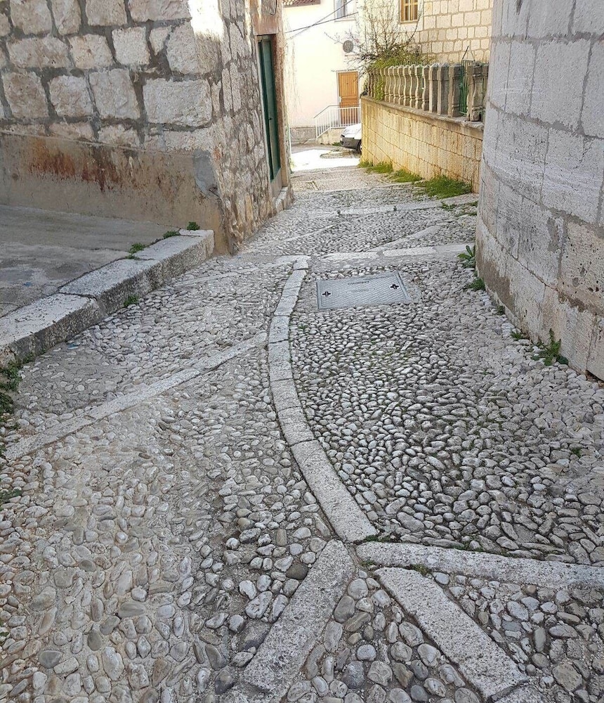 Photo 44
