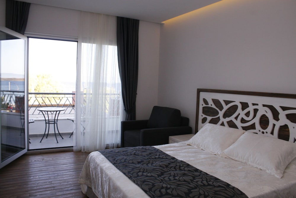 Meggs Bodrum Beach Otel - Image 17