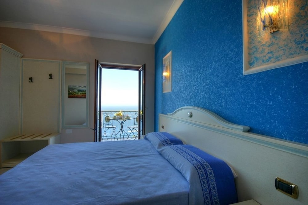 B&B Il Pavone view 2