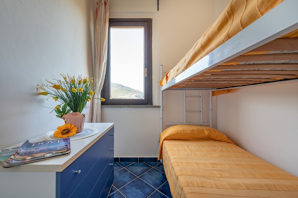 AffittaSardegna - Trilo La Pelosa photo 3