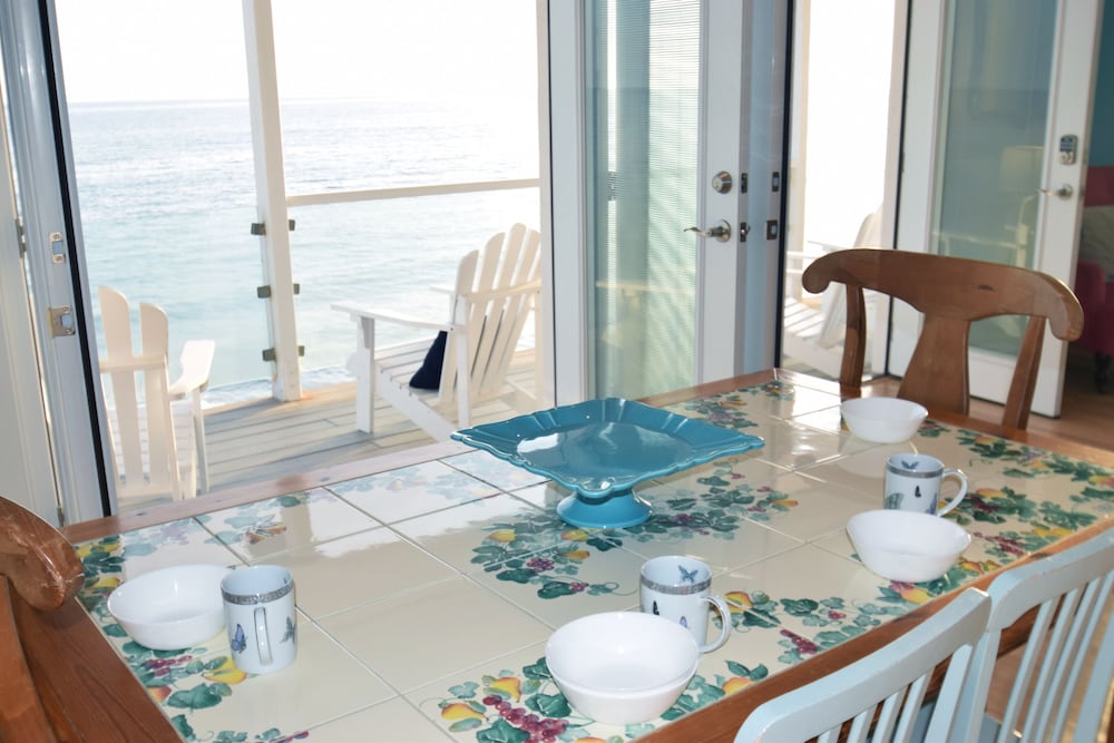 Malibu Beach Paradise Apartments