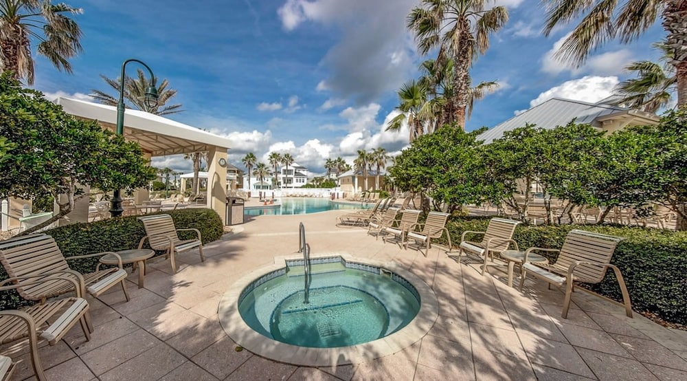 New Luxury Ocean Front 3 Bedroom 2 Bath Condo Sleeps 8 Cinnamon Beach Resort