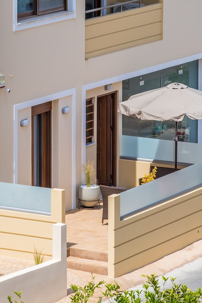 Luxury Katsoulakis Apartments in Countryside