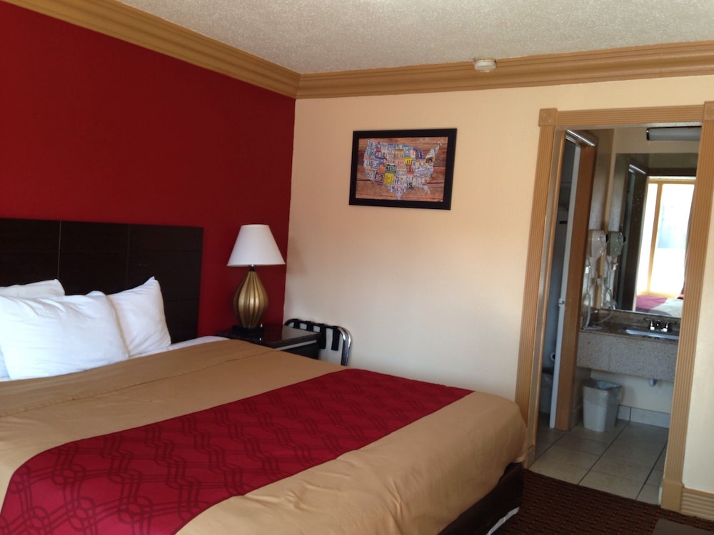 Birmingham Vacations - Parkway Inn of Birmingham - Property Image 16