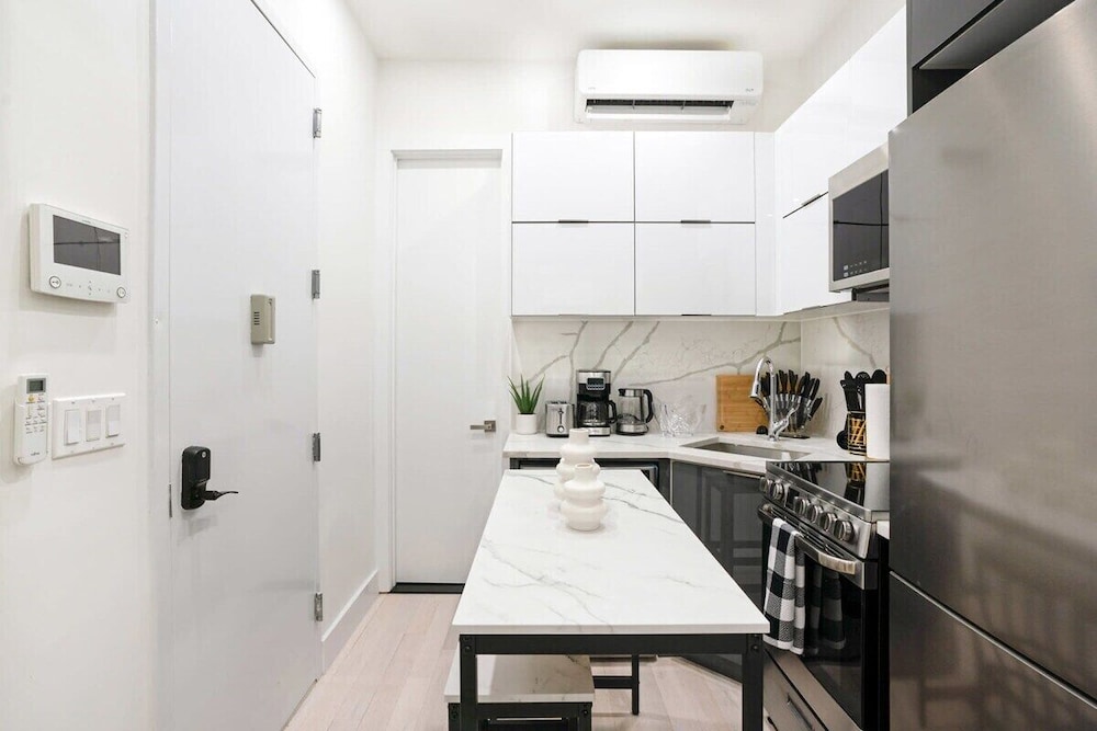 317 UES Apartments
