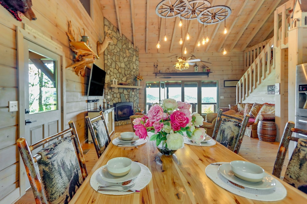 Cozy Cherry Log Cabin w/ Hot Tub & Mountain Views! view 3