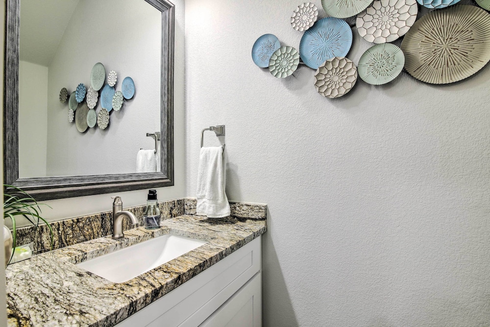 Lago Vista Townhome Near Lake Travis! - Property Image 31