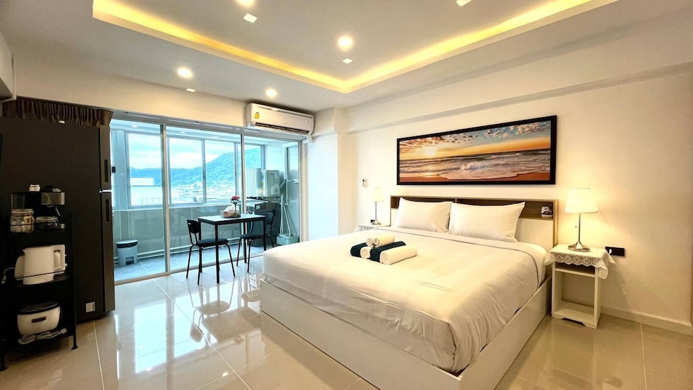 Heritage - Modern Studio Shared Pool, City Centre