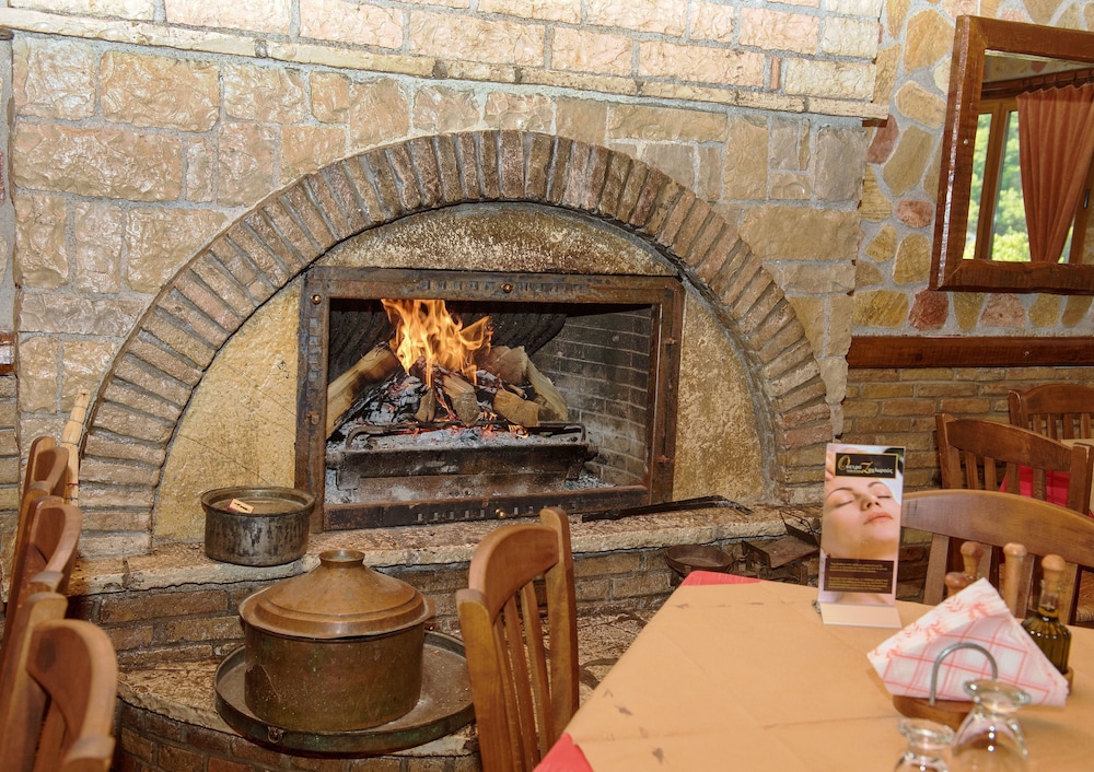 Oneiro Resort
