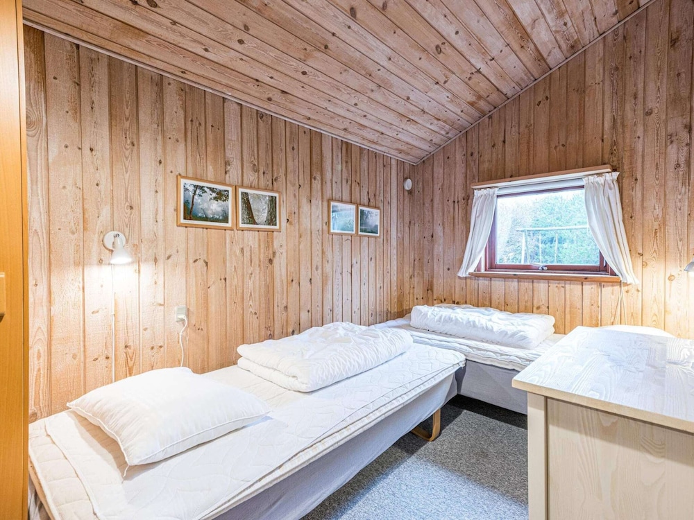 6 Person Holiday Home in Blavand view 4