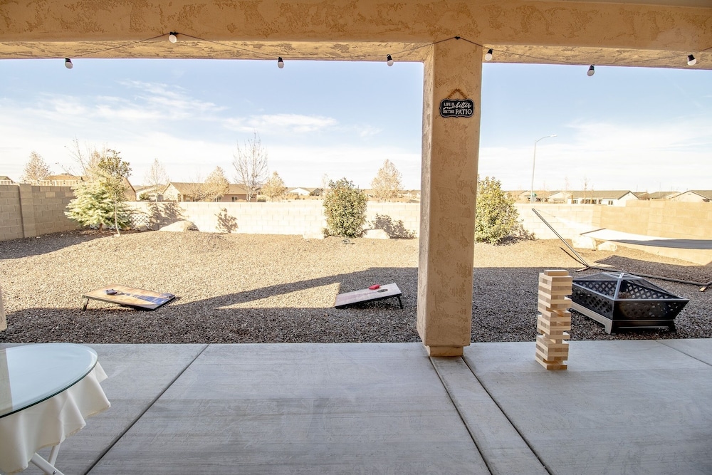 Cozy Granville Retreat W/ Modern Amenities 3 Bedroom Home