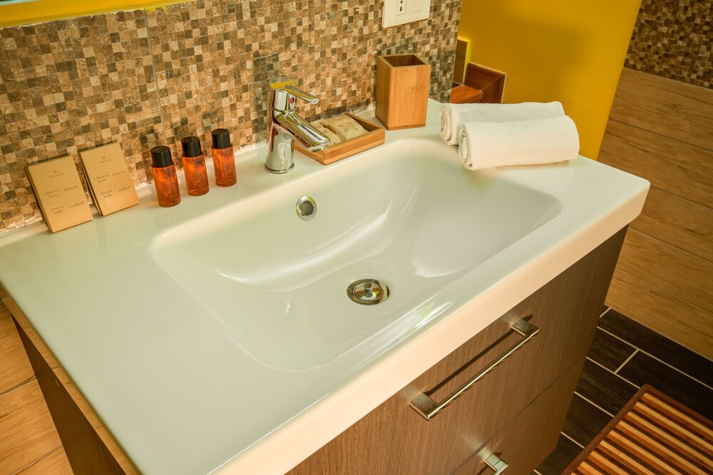 Rome King Suite