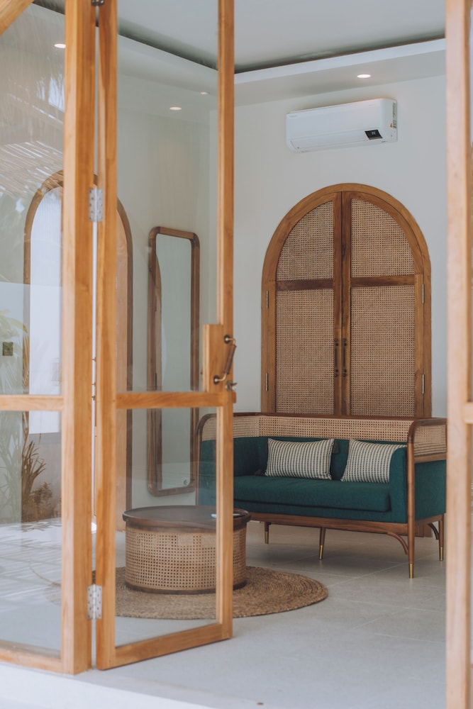 Lumora Boutique Villas