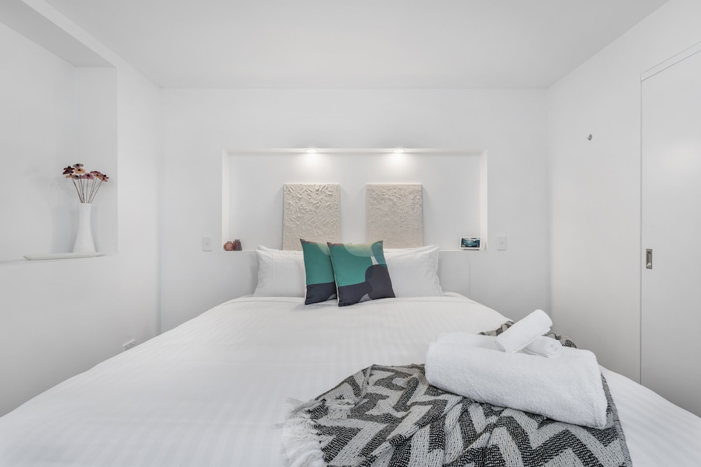 Cosy Cottesloe - Mount Wellington View