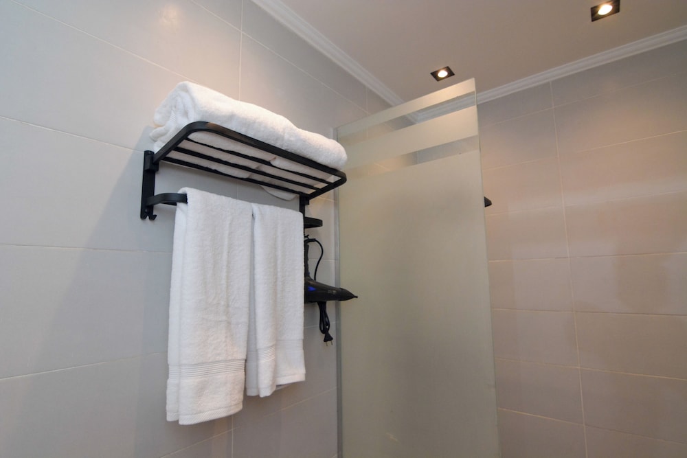Three Pyramids Boutique Hotel