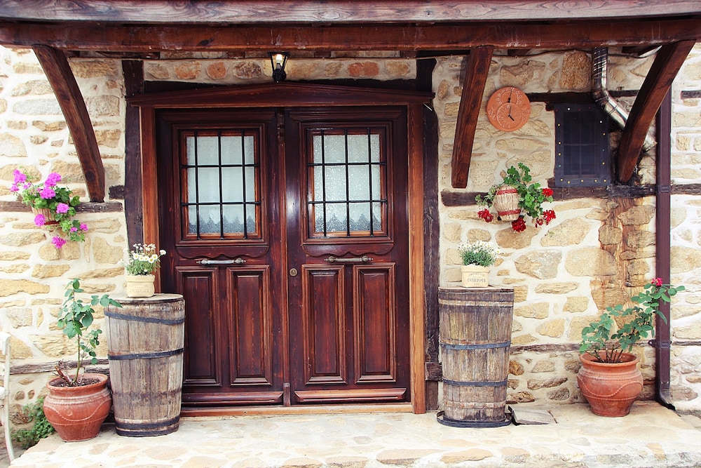 Aristotelis Traditional Guest House