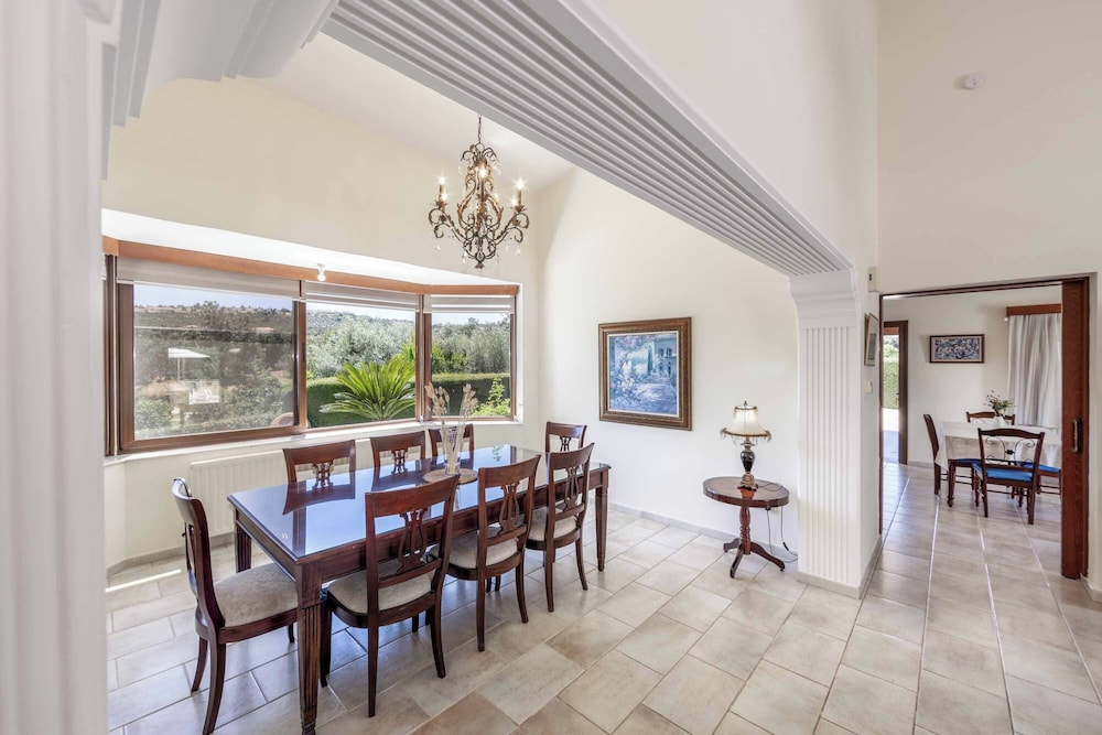 Villa Meadowlands