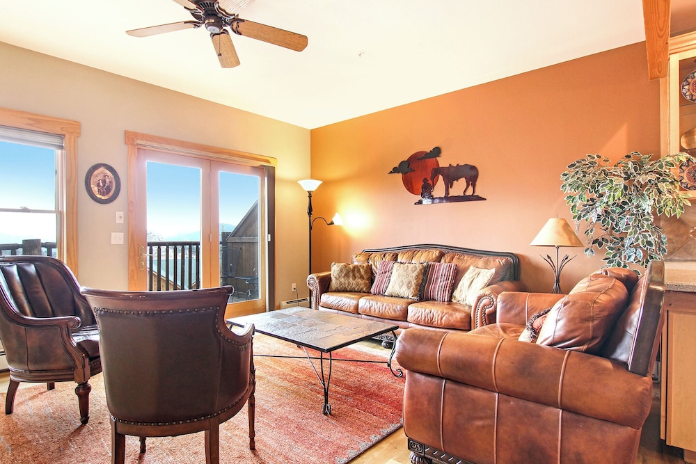 Estes Park Vacation Lodging