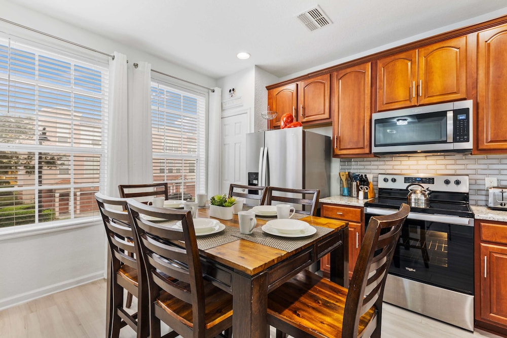 5014 Tideview Circle #9
