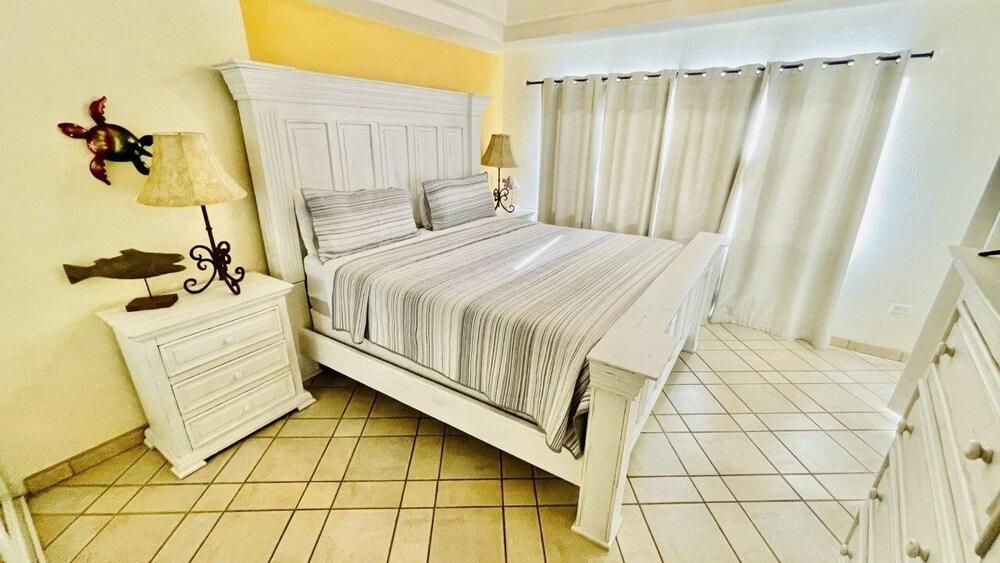 Spectacular 1 Bedroom Condo on Sandy Beach at Las Palmas Resort D-603b 1 Condo by Redawning view 3