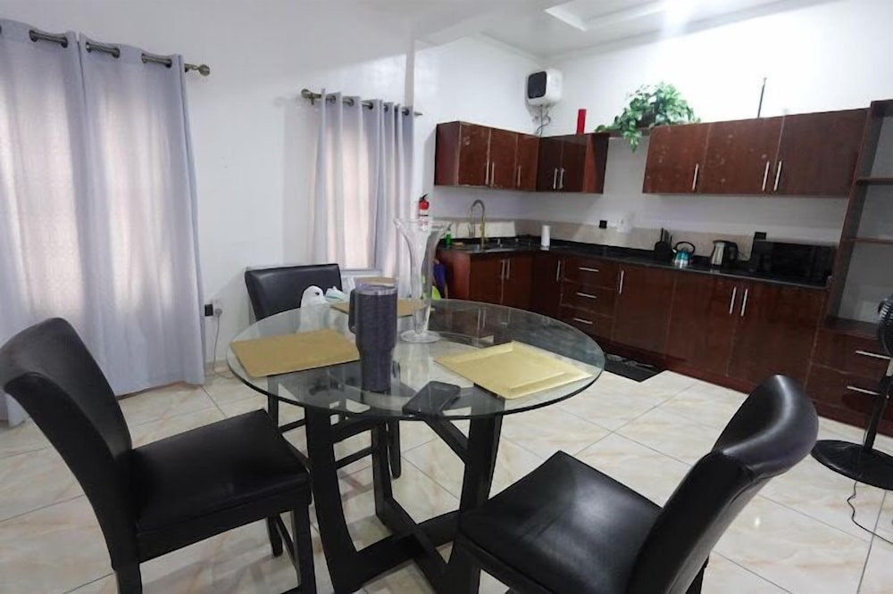 Bamgbose Apartment