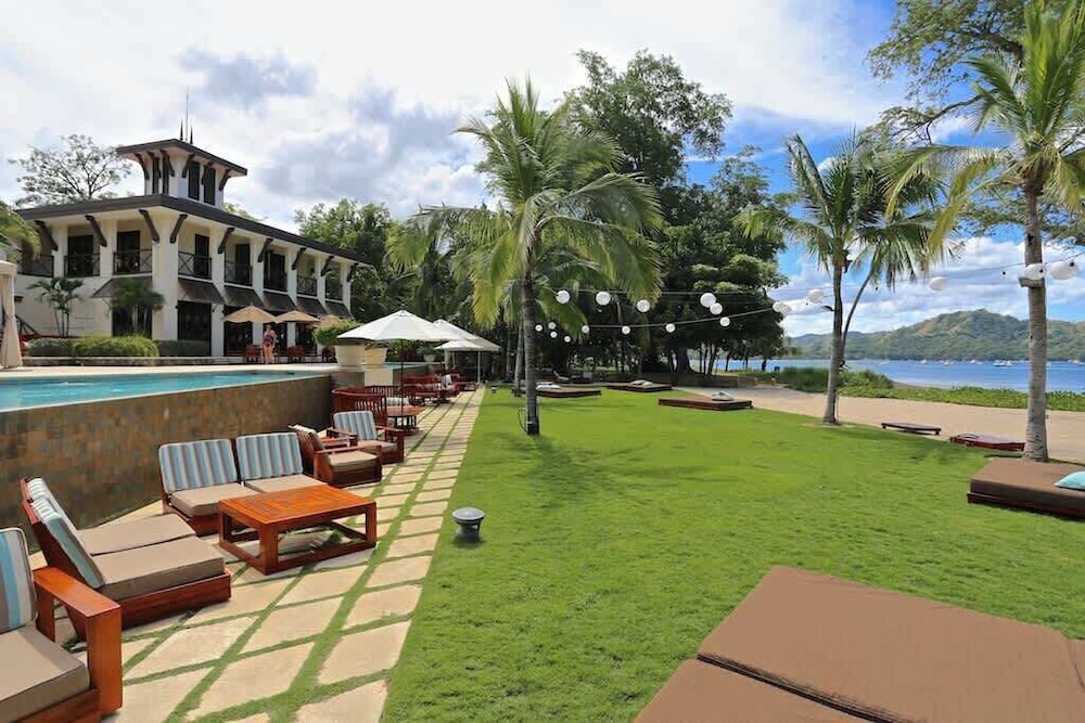 Luxurious Pacifico 2bed condo in Playa Coco