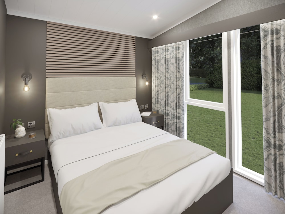 Hodge Luxury Pod
