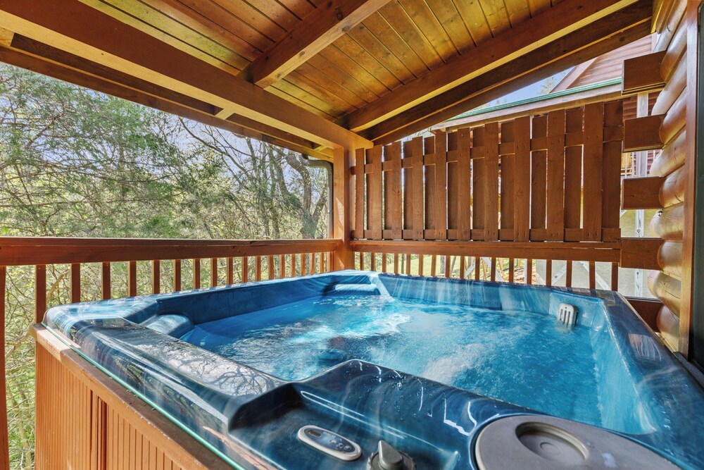 Serene Creek Cabin