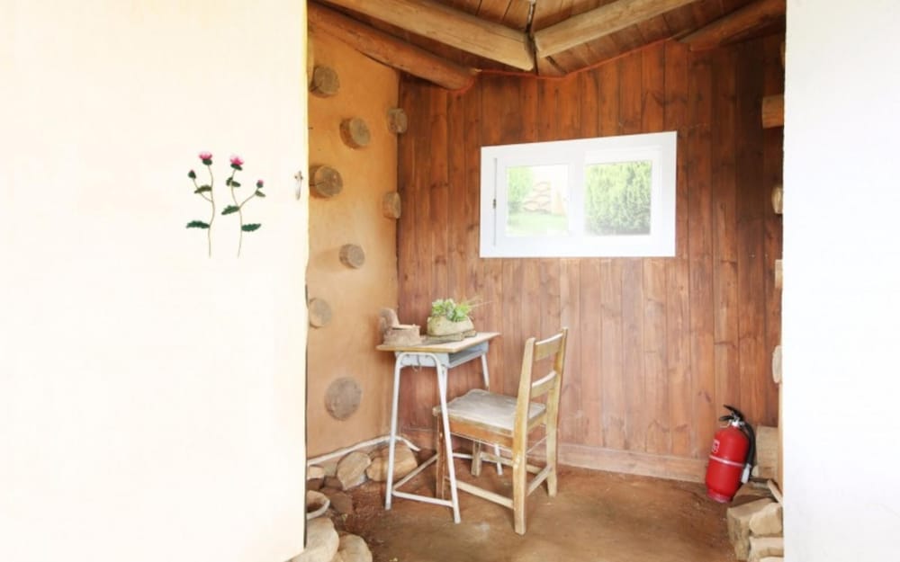 Gwanghwado Toads Clayhouse Pension view 4
