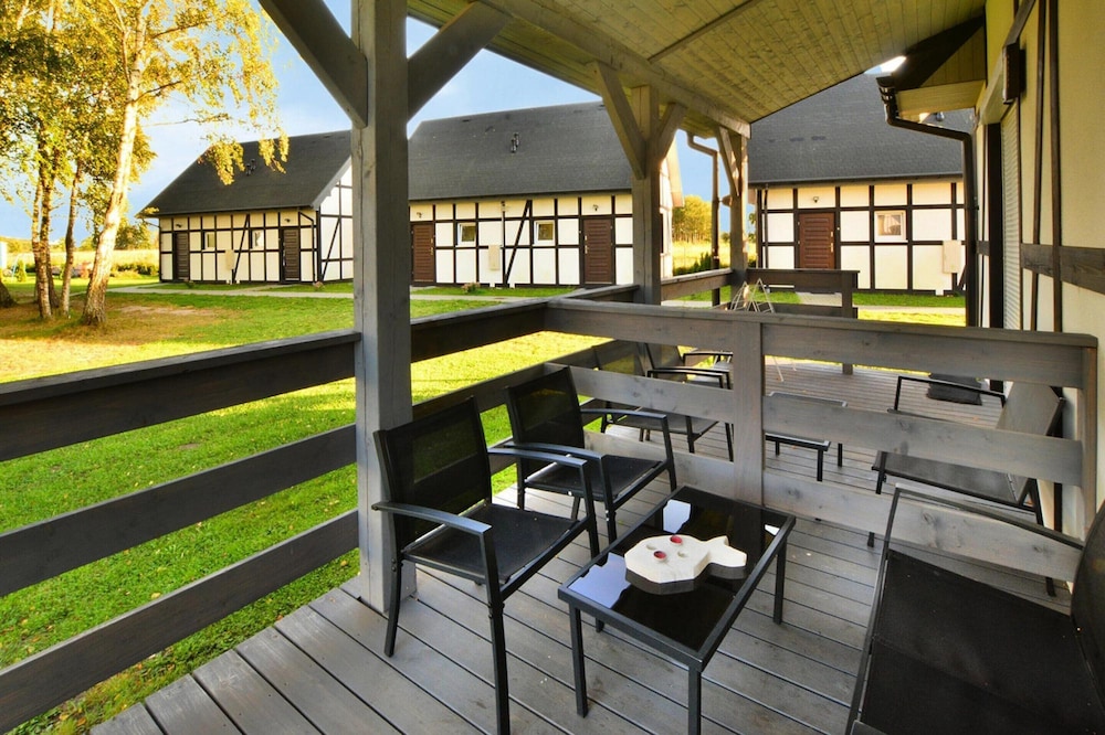 Bungalow in Jaroslawiec Near Tropicana Park