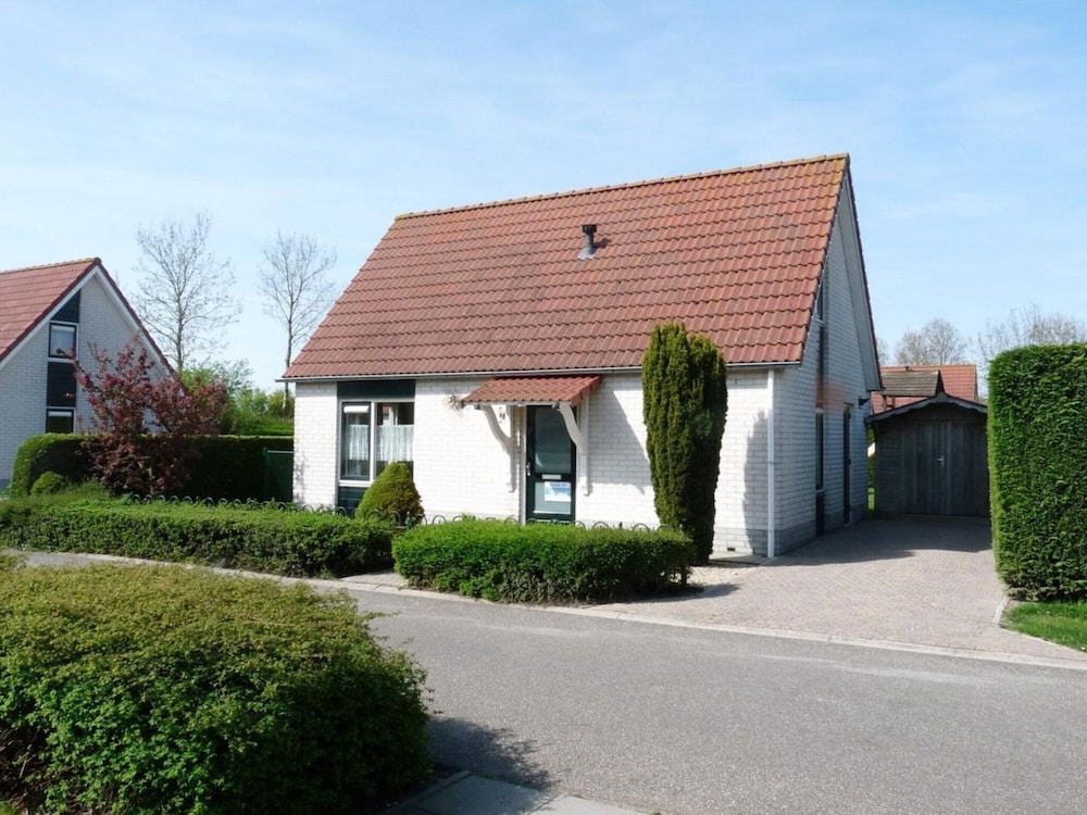 Detached House Breskens Near Scenic Beaches view 2