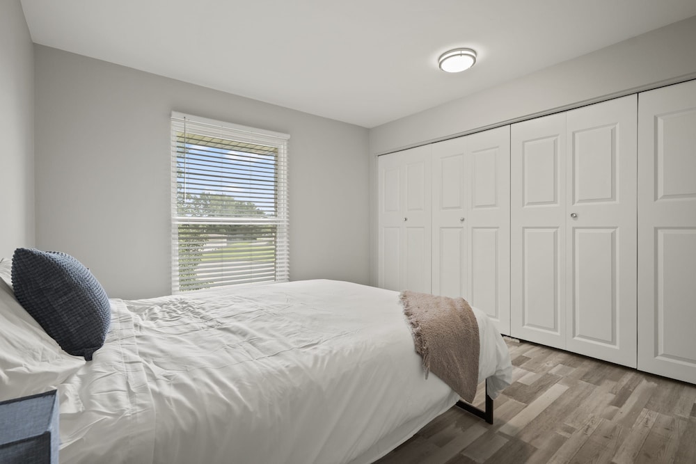 2BR Stay Close to Downtown