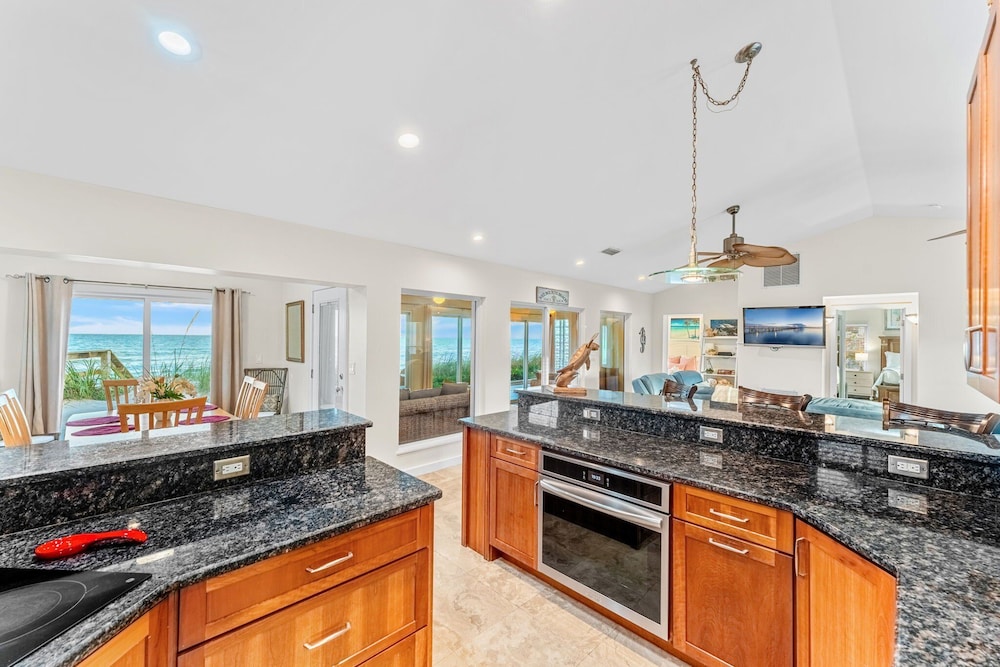 3435 S Highway A1A