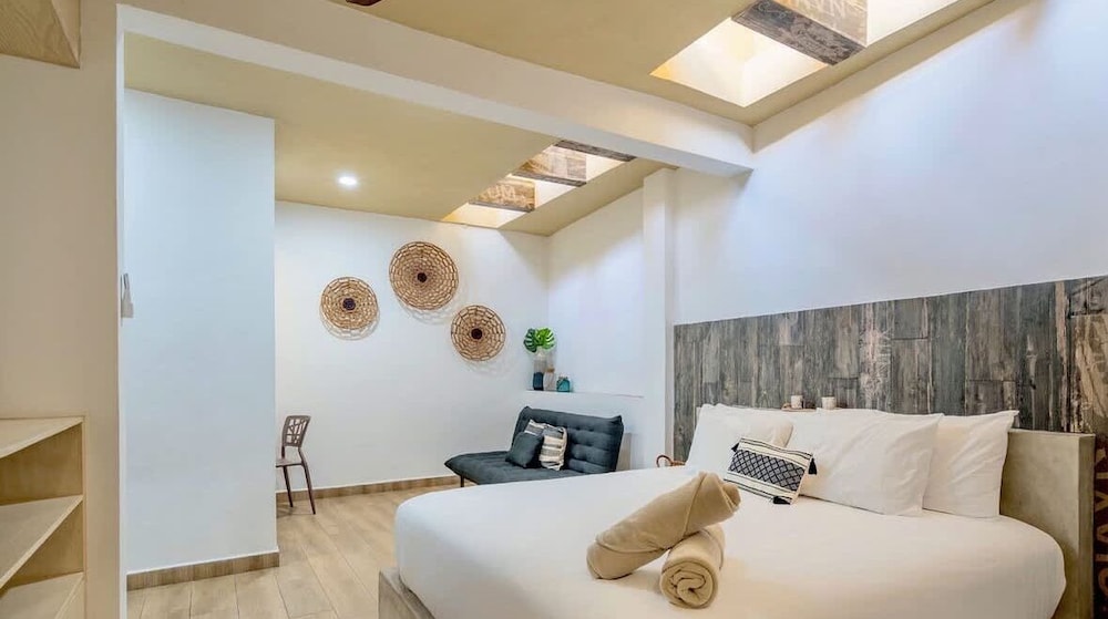 Great Located Spacious 2 BR Apartment With Amazing Terrace by Waves Management