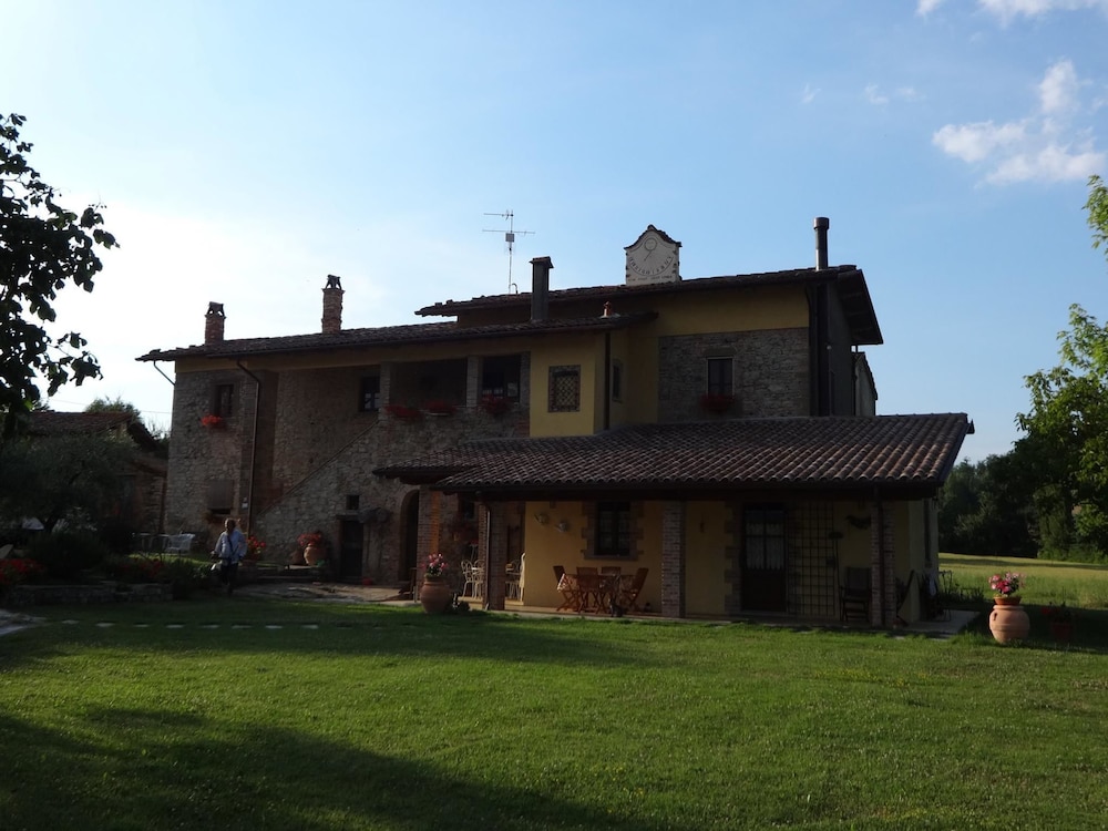 Photo 23