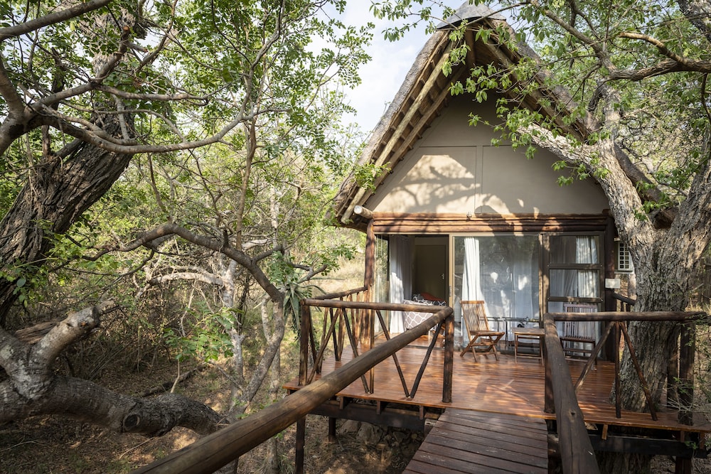 Panzi Lodge