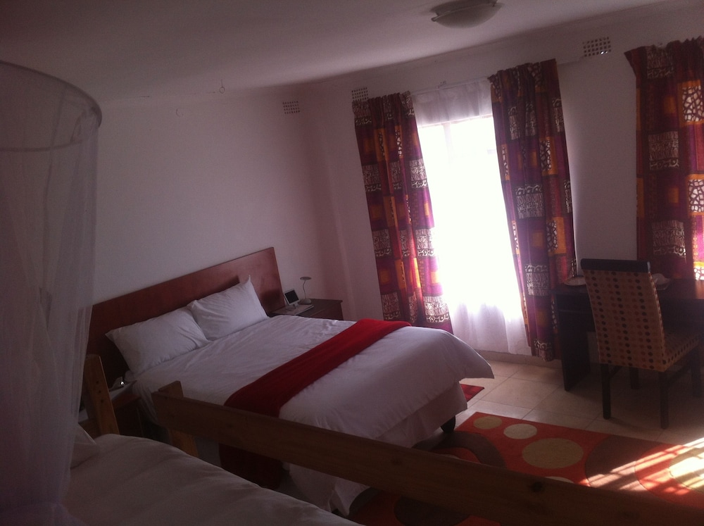 Rakops River Lodge