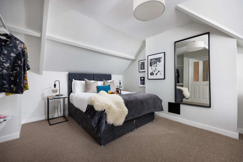 Bijoux Central Plymouth 1 Bed Apartment view 5
